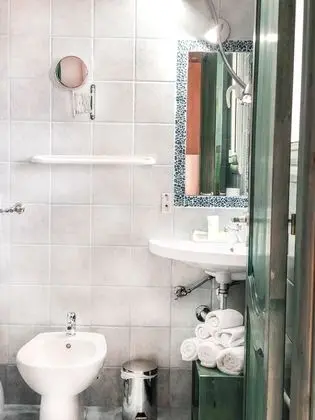 Standard Üç Kişilik Oda