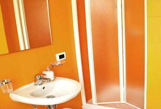 Comfort Tek Kişilik Oda, Avlu (Wood)