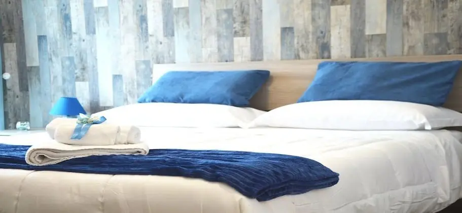 Superior Üç Kişilik Oda, Balkon, Şehir Manzaralı (Lavanda - Private external bathroom)