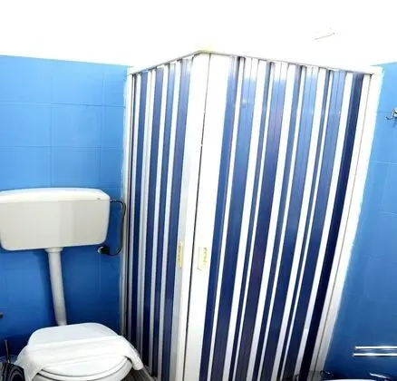 Superior Üç Kişilik Oda, Balkon, Şehir Manzaralı (Lavanda - Private external bathroom)