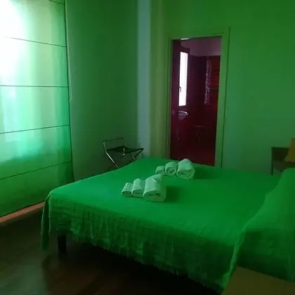 Tek Büyük veya İki Ayrı Yataklı Oda