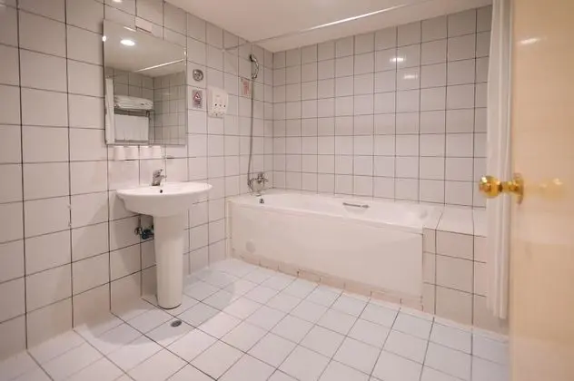 Deluxe Dört Kişilik Oda