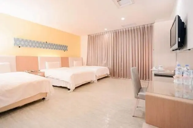 Deluxe Üç Kişilik Oda
