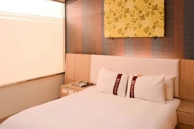Luxury Tek Büyük Yataklı Oda