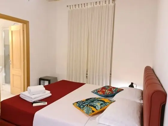 Tek Büyük veya İki Ayrı Yataklı Oda