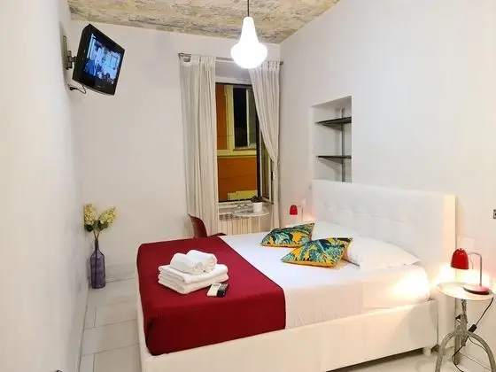 Tek Büyük veya İki Ayrı Yataklı Oda