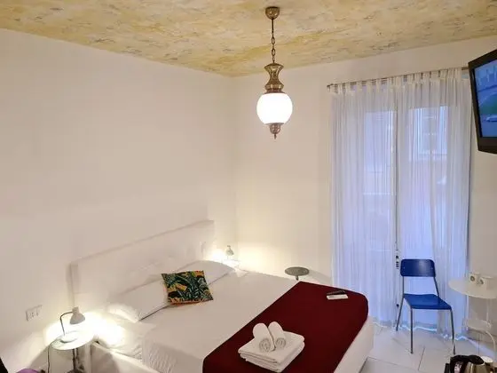 Tek Büyük Yataklı Oda (with extra bed)