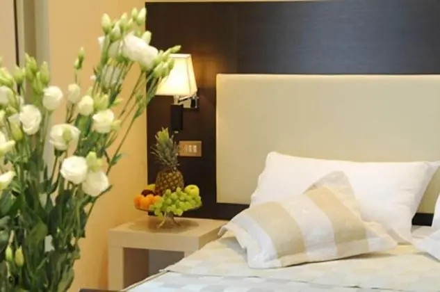 Standard Tek Büyük Yataklı Oda