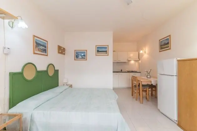 Family Stüdyo, Bahçeli (I Fari 15 600Mt From The Beach)