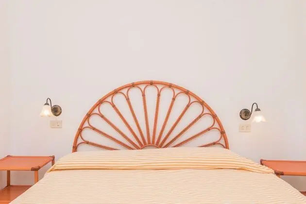 Standard Apart Daire, Birden Çok Yatak, Bahçeli (I Fari 29 600Mt From The Beach)