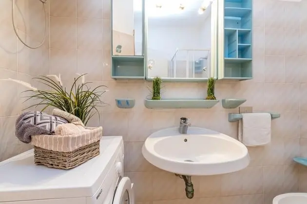 Family Apart Daire, 1 Çift Kişilik Yatak ve Çekyat (I Fari 311 600Mt From The Beach)