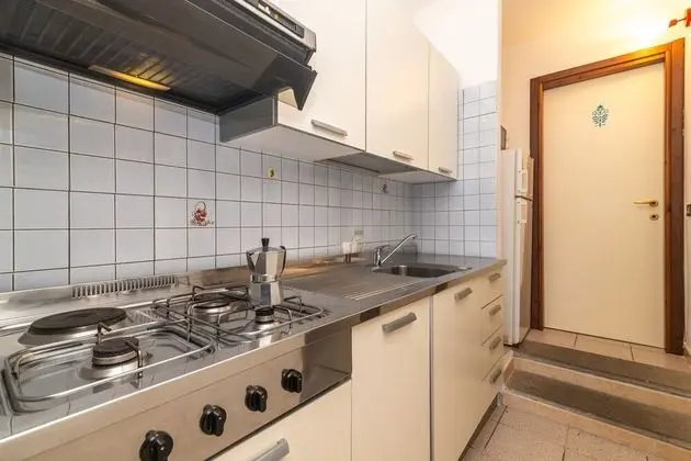 Family Apart Daire, Birden Çok Yatak, 2 Banyolu, Bahçeli (I Fari C109 600Mt From The Beach)