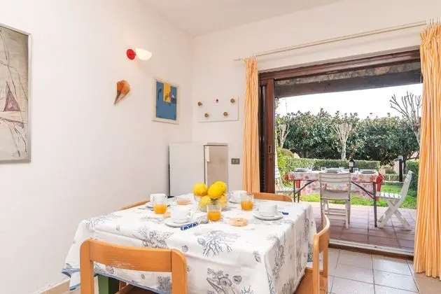 Family Apart Daire, Birden Çok Yatak, 2 Banyolu, Bahçeli (I Fari C109 600Mt From The Beach)