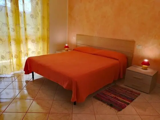 Classic Tek Büyük Yataklı Oda, Özel Banyo, Bahçe Manzaralı