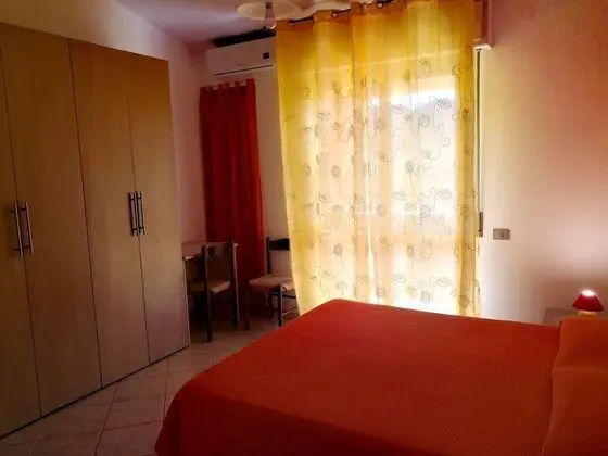 Classic Tek Büyük Yataklı Oda, Özel Banyo, Bahçe Manzaralı