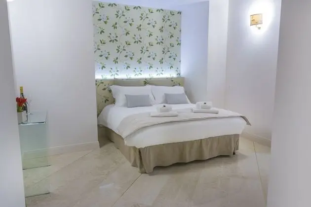 Deluxe Üç Kişilik Oda