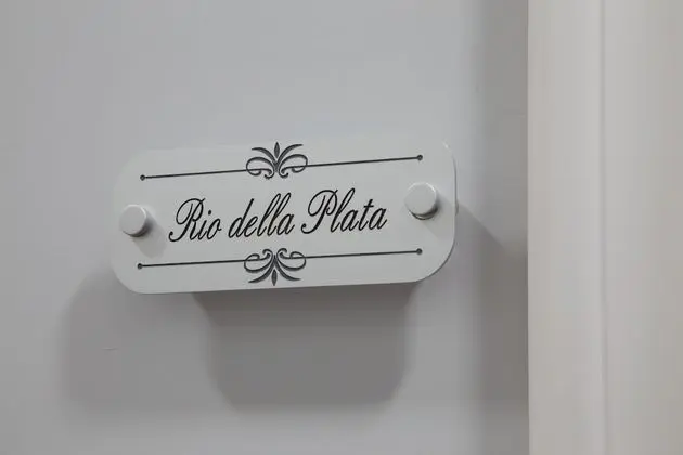 Deluxe Tek Büyük Yataklı Oda (RIO)