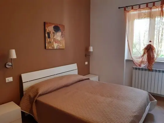 Apart Daire, 2 Yatak Odası, Teras, Bahçe Manzaralı
