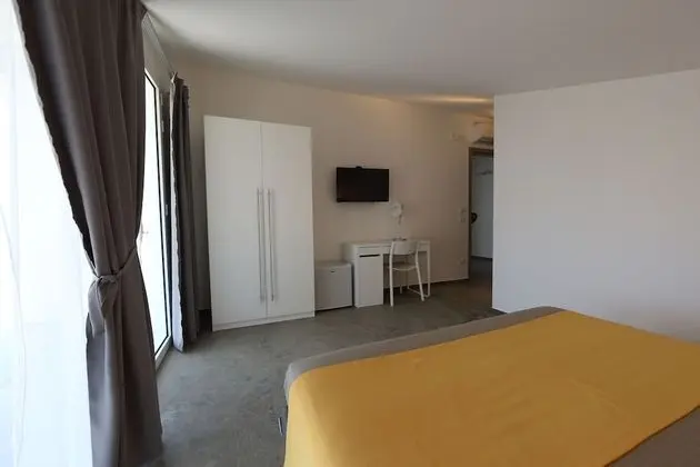 Tek Büyük Yataklı Oda, Deniz Manzaralı