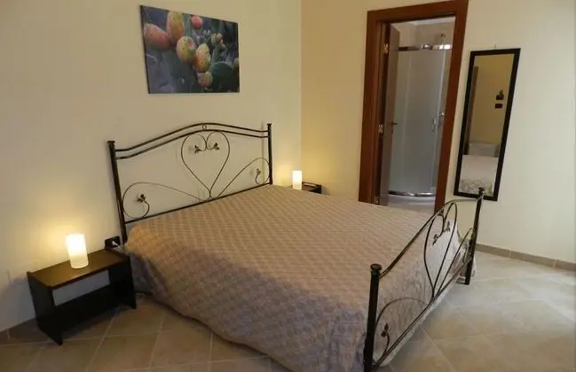 Tek Büyük Yataklı Oda (Fico D'India)