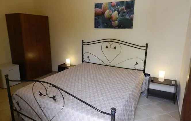 Tek Büyük Yataklı Oda (Fico D'India)