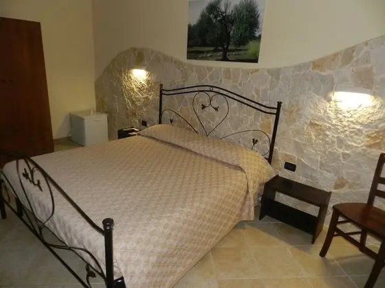 Tek Büyük Yataklı Oda (Ulivo)