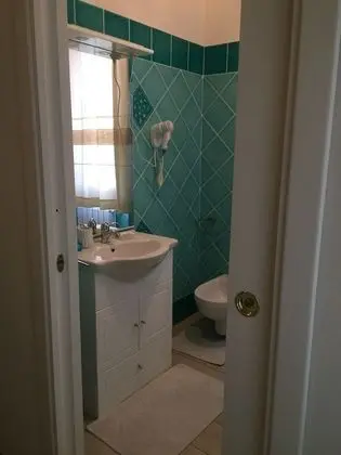 Tek Büyük veya İki Ayrı Yataklı Oda, Balkon, Bahçe Manzaralı