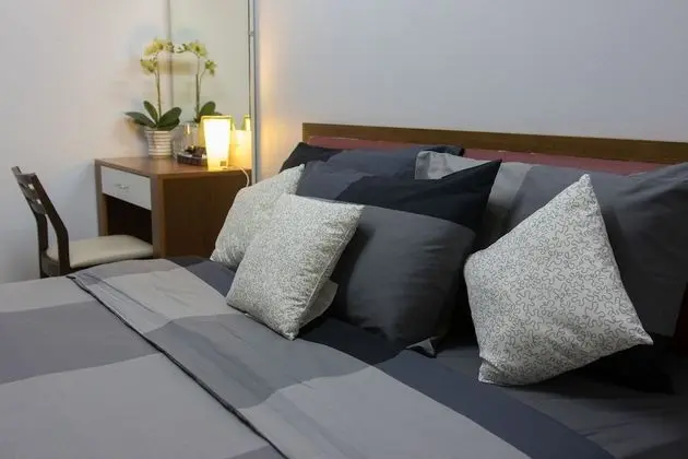 Standard Queen Bed