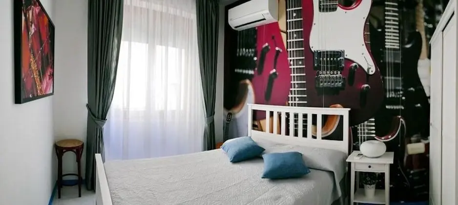 Standard Tek Büyük Yataklı Oda, 1 Büyük (Queen) Boy Yatak, Özel Banyo (Music)