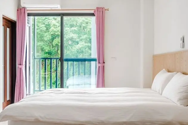 Deluxe Tek Büyük Yataklı Oda, Balkon