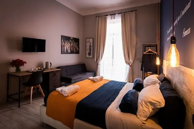 Üç Kişilik Oda, Balkon