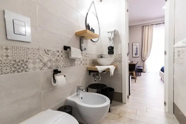 Üç Kişilik Oda, Balkon