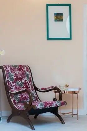 Superior Tek Büyük Yataklı Oda, 1 Büyük (Queen) Boy Yatak, Balkon, Şehir Manzaralı (Porta Carini)