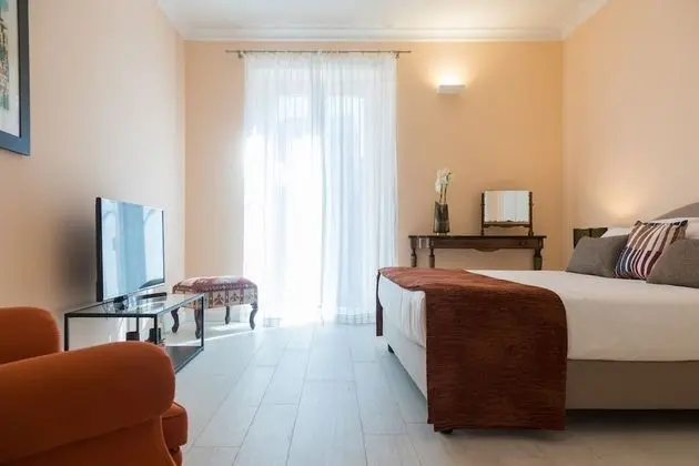 Superior Tek Büyük Yataklı Oda, 1 Büyük (Queen) Boy Yatak, Balkon, Şehir Manzaralı (Porta Carini)