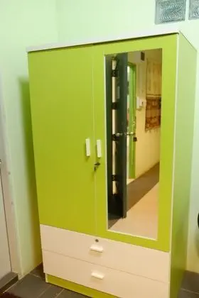 Üç Kişilik Oda