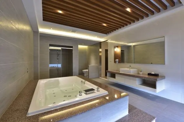 Luxury Tek Büyük Yataklı Oda