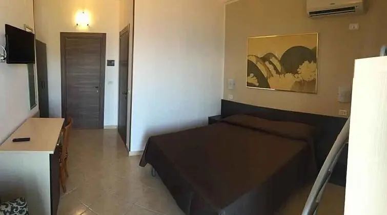 Üç Kişilik Oda, Teras, Deniz Manzaralı