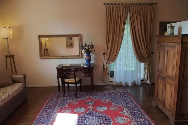 Üç Kişilik Oda