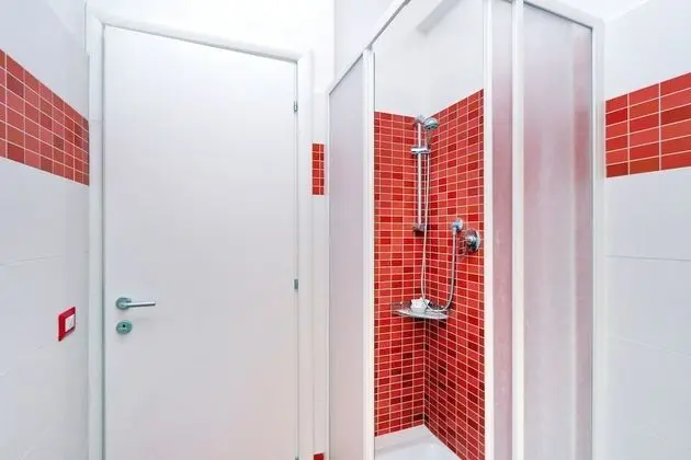 Basic Süit, Sigara İçilmez