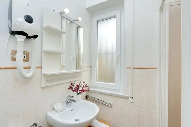 Tek Büyük Yataklı Oda, Özel Banyo