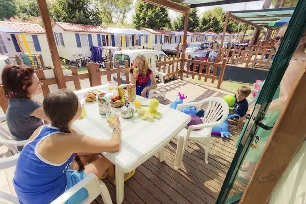 Bungalov, 2 Yatak Odası