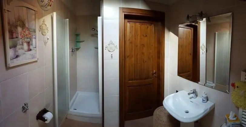 Tek Büyük veya İki Ayrı Yataklı Oda, Banyolu/Duşlu (External)