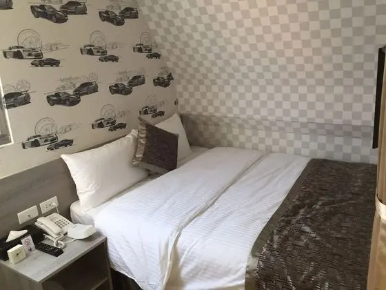 Standard Tek Büyük Yataklı Oda