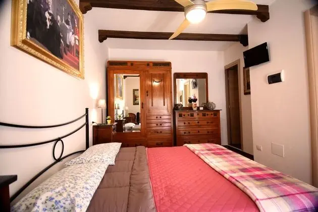 Comfort Tek Büyük Yataklı Oda