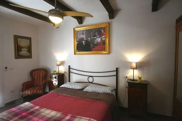 Comfort Tek Büyük Yataklı Oda