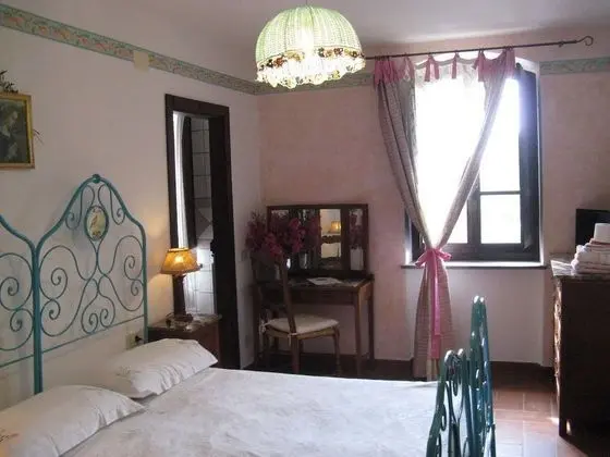 Tek Büyük Yataklı Oda (Rosa)