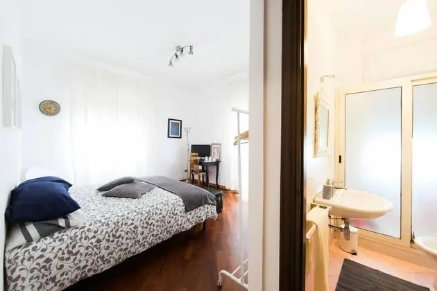 Basic Tek Büyük Yataklı Oda (Micione)