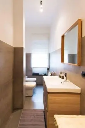 İki Ayrı Yataklı Oda, Özel Banyo (Bais)