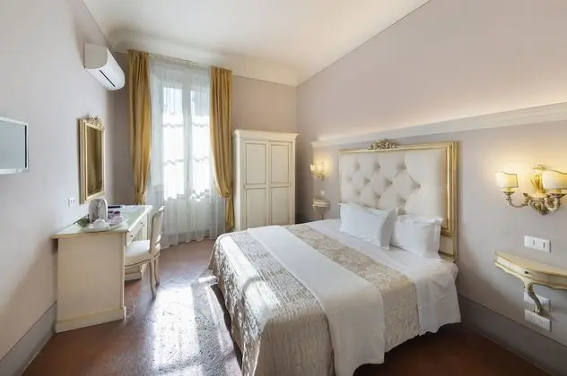 Superior Tek Büyük veya İki Ayrı Yataklı Oda, Balkon