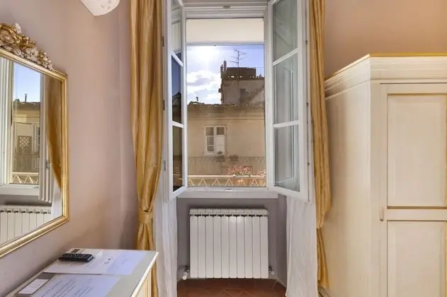 Superior Tek Büyük veya İki Ayrı Yataklı Oda, Balkon